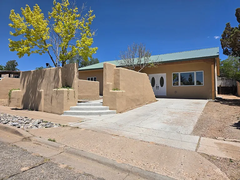 993 Calle Katarina — Photo 28
