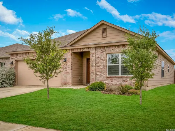4506 Heathers Star St, St Hedwig, TX 78152