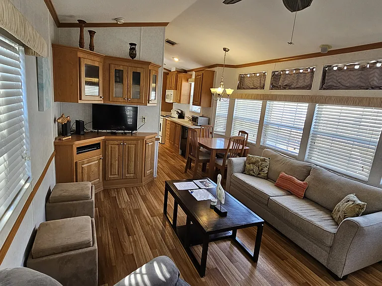 2772 Bridge Ct — Photo 5