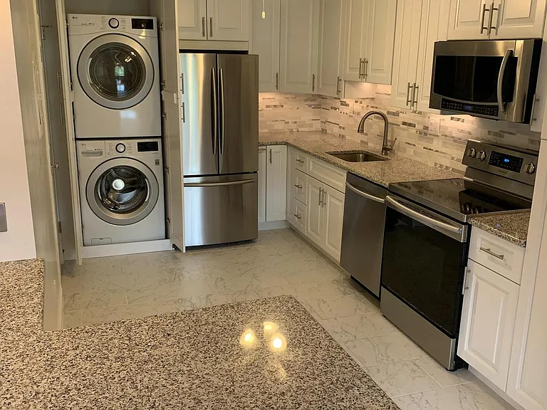 8350 Greensboro Dr #209 — Photo 8