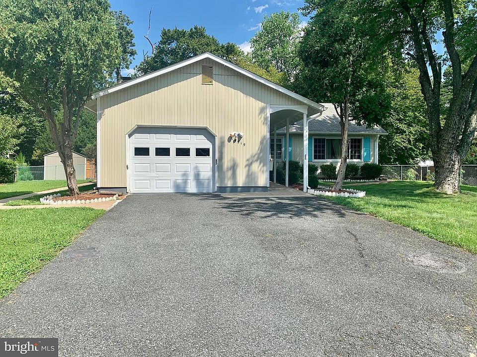2nd image of 14919 Cloverdale Rd