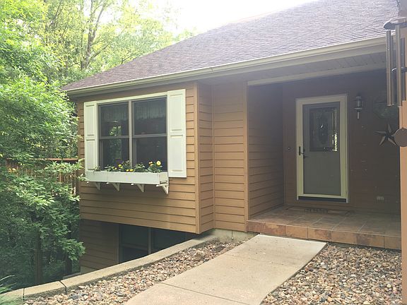 2nd image of 16580 Vista Ln