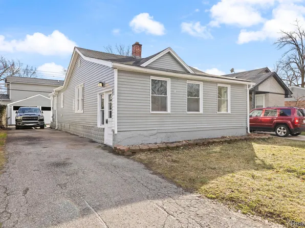 27517 Long St, Livonia, MI 48152