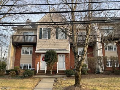 2 Castle Dr, Berkeley Heights, NJ, 07922