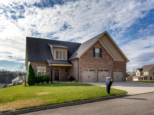 3115 Oakwood Hills Ln, Knoxville, TN 37931