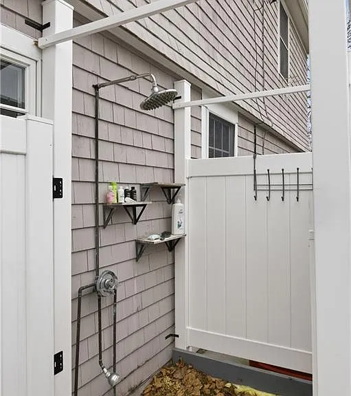 72 Seascape Ave — Photo 44