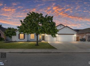 12510 Stablegate Dr, Bakersfield, CA 93312