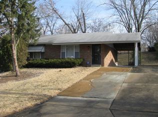 10122 Chambers Hill Dr, Saint Louis, MO
