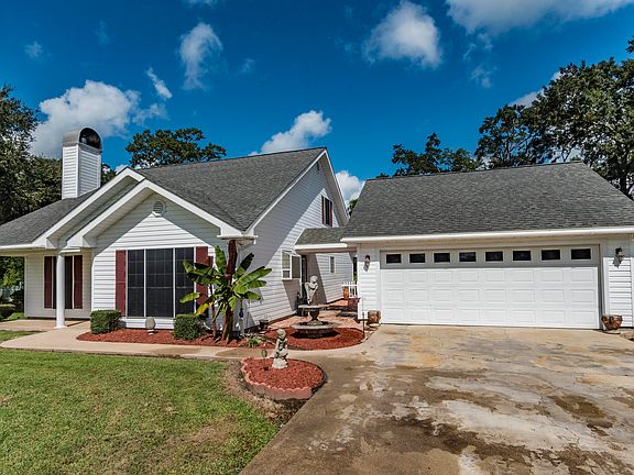 3rd image of 126 Twin Pine Dr