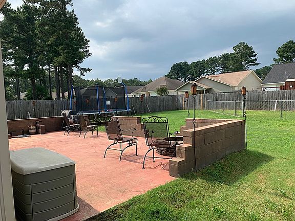 3rd image of 218 Okeechobee Dr