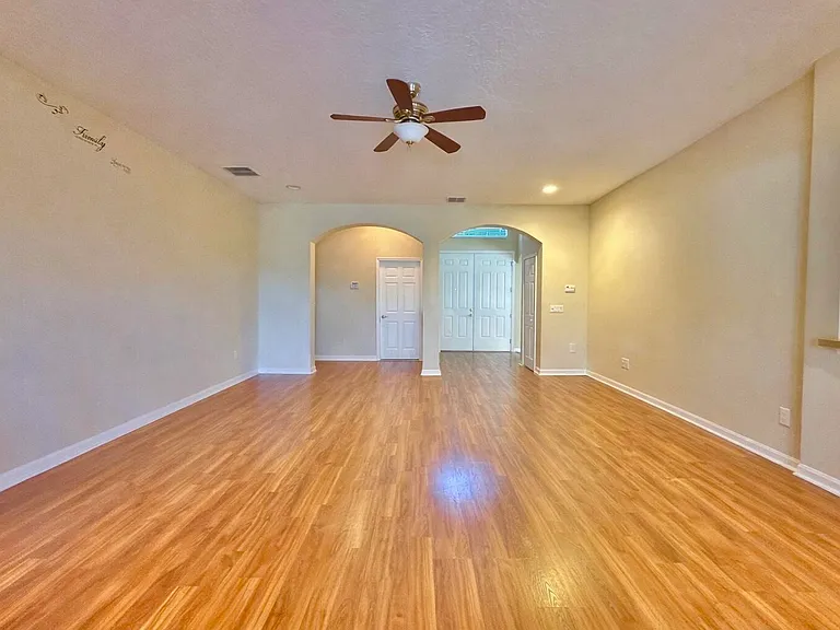 4410 Pine Gold Ave — Photo 12