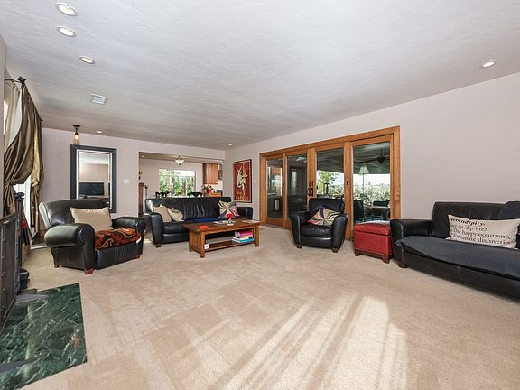 5th image of 9202 Briercrest Dr