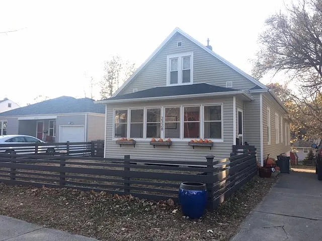 2328 N 65th Ave — Photo 18