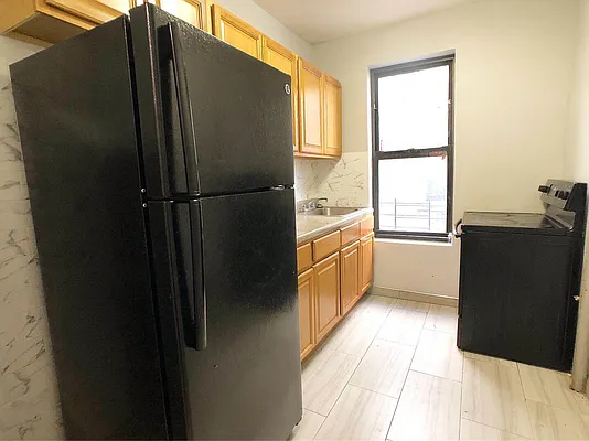 Rented by Yup Realty LLC | media 6