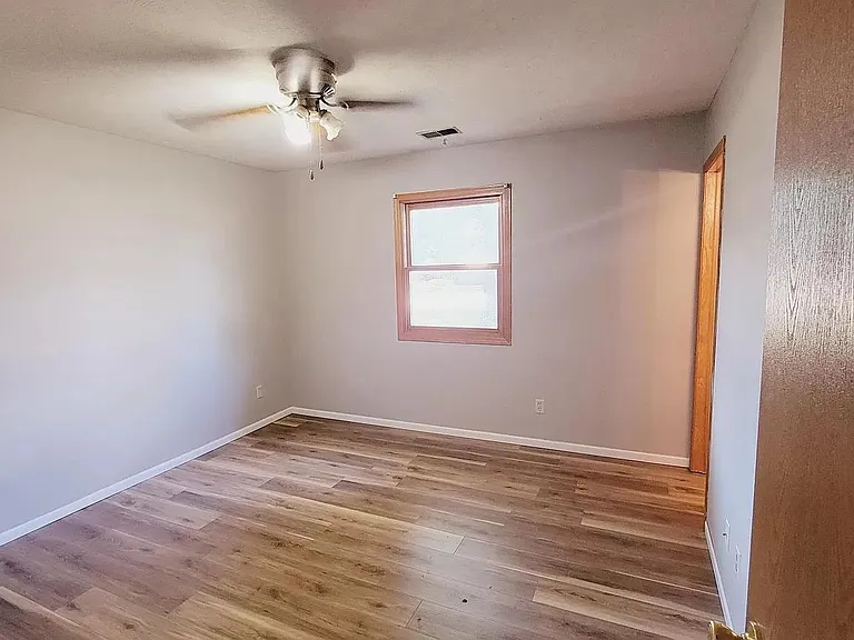 730 N Juliette Ave — Photo 9