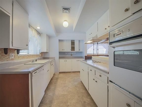 2nd image of 3805 W Oakey Blvd