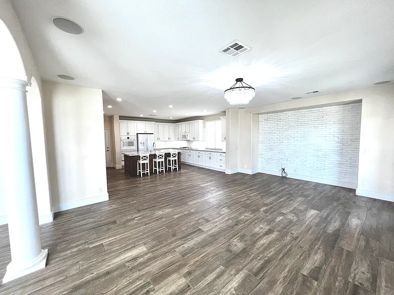 7140 Charter Crest St — Photo 26