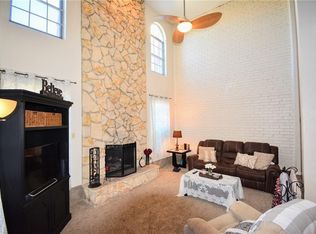 2235 Seville Ct, Dalworthington Gardens, TX 76013