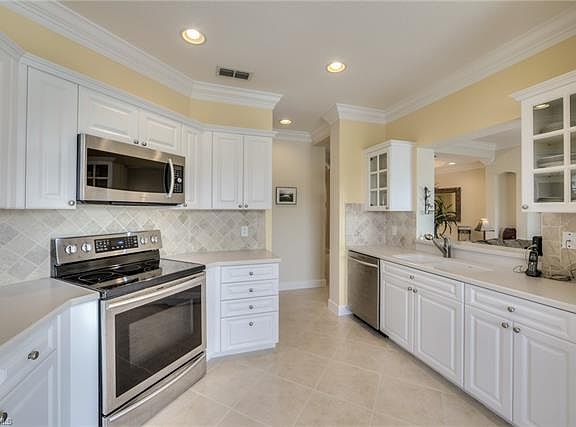 4th image of 9251 Indigo Isle Ct APT 102