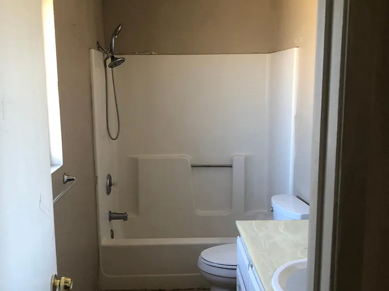 13225 Topock Rd — Photo 12