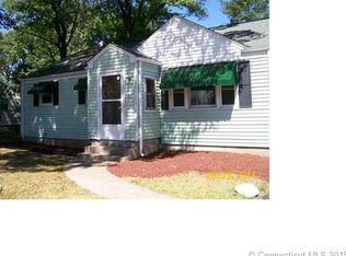 90 Hubbard St, Bloomfield, CT 06002