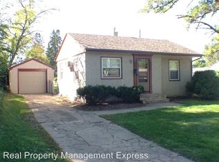 1809 E 12th St, Sioux Falls, SD 57103