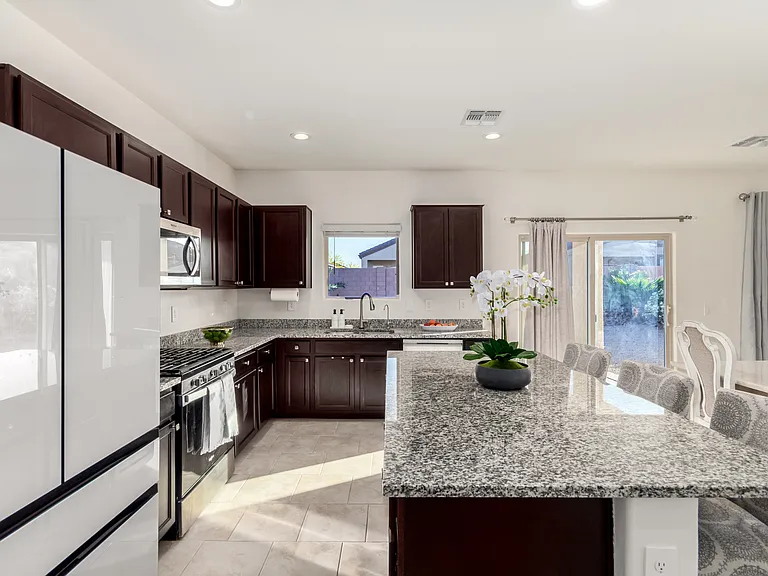 9265 W Tenaza Ln — Photo 30