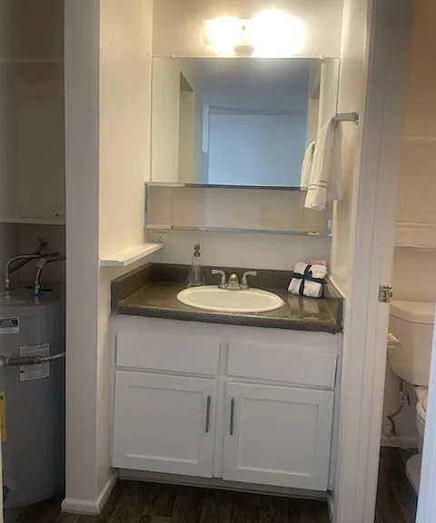 Sycamore Cove Apartments — Photo 8