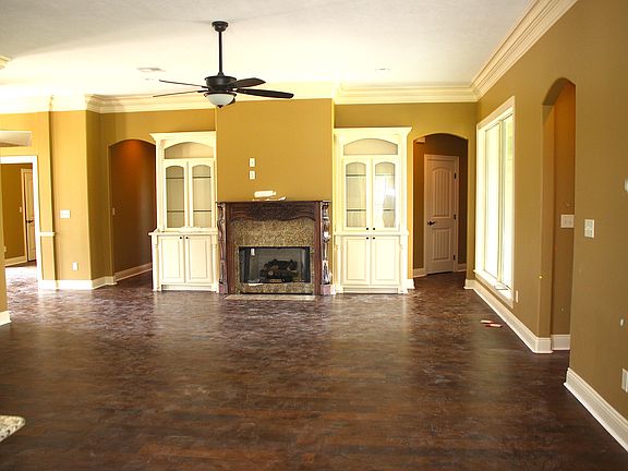 5th image of 3575 W Cabella Dr