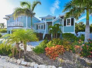 212 82nd St, Holmes Beach, FL 34217