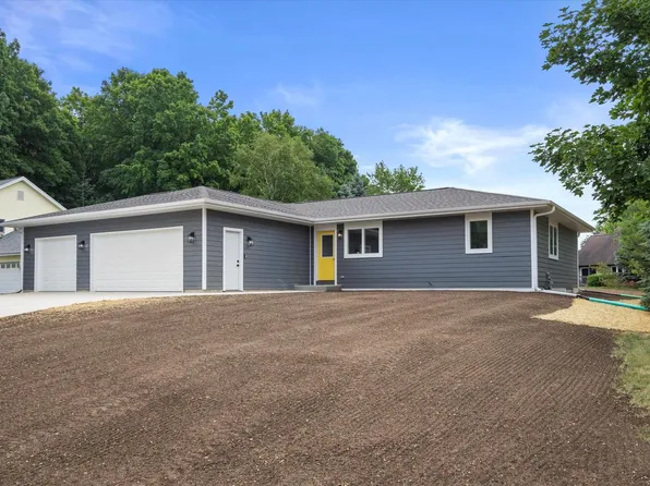 114 Mueller LANE, Random Lake, WI 53075