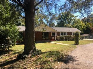 9984 Scenic Hwy, Lookout Mountain, GA 30750