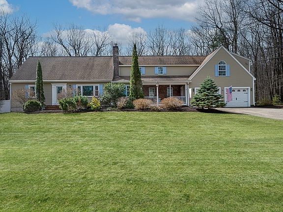 2nd image of 4 Rollingwoods Rd