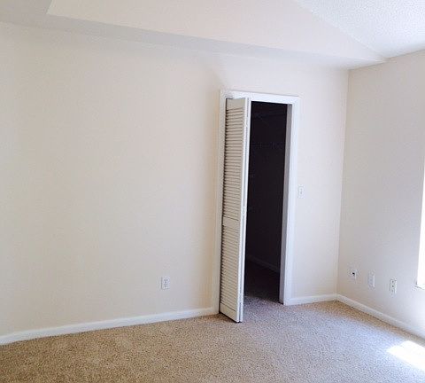 4th image of 4611 N Buffalo Dr