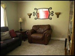 3rd image of 1009 Lincoln Dr