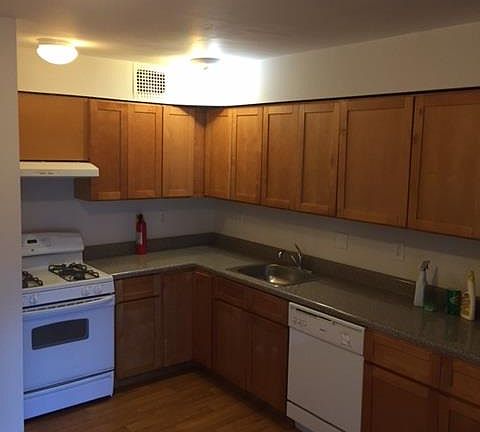 3rd image of 11227 75th Ave APT 2