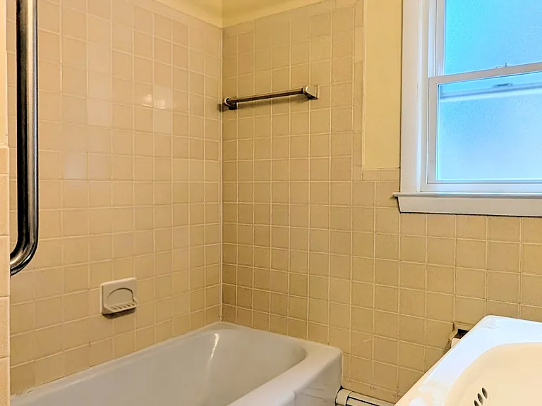 132 Putnam Ave #1 — Photo 8