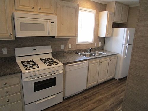 1st image of 164 Applewood Ct