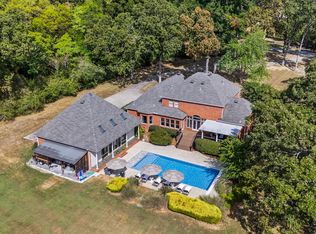 415 Crittenden Ave, Chickamauga, GA 30707