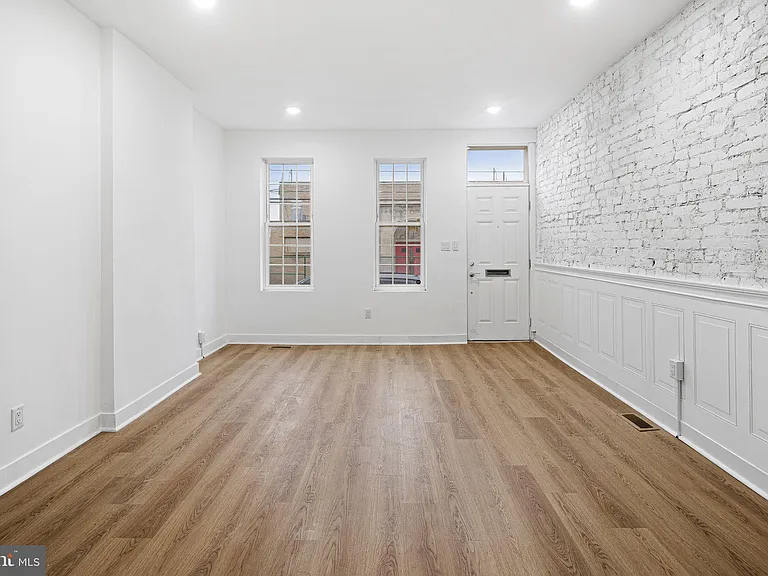 1320 S 26th St — Photo 10