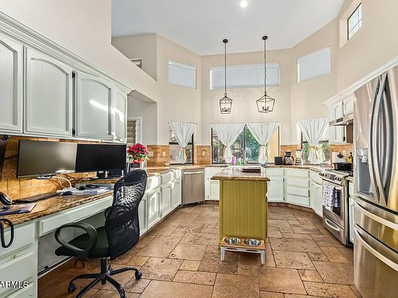 5th image of 3601 E BROOKWOOD Court