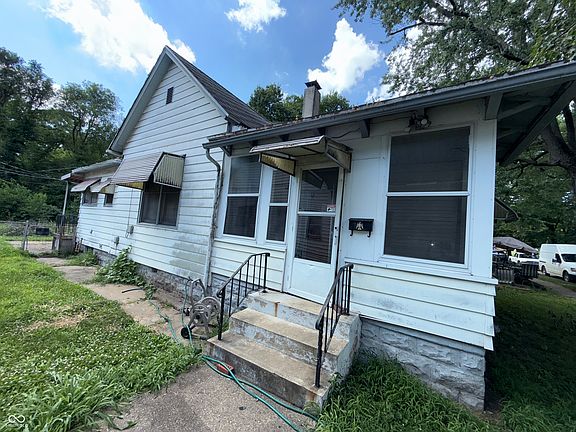 2nd image of 726 N 14th 1/2 St