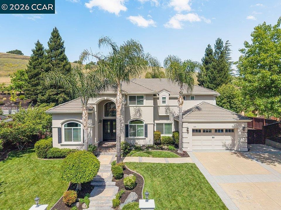 1st image of 209 Fieldcrest Ct