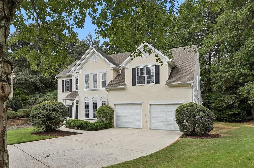 4 bed, 2.5 bath, 2789 sqft, $3,499 — Photo 4