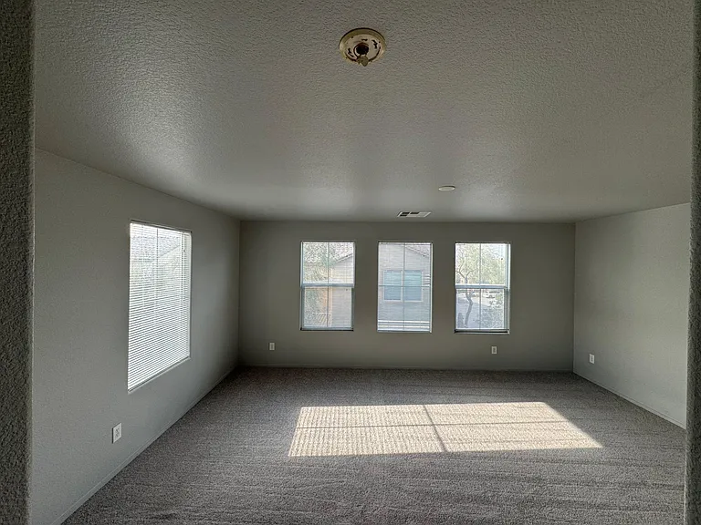 7132 Indian Head Ave — Photo 12