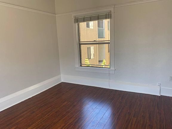 3rd image of 734 Valencia St #309