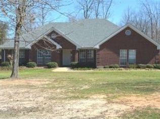 239 Lochinvar Dr, Pontotoc, MS 38863