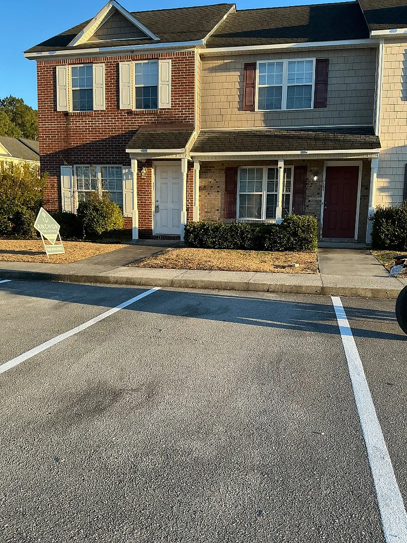 403 Springwood Dr - Springwood — Photo 1
