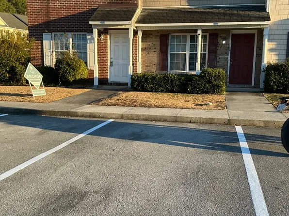403 Springwood Dr, Jacksonville, NC 28546