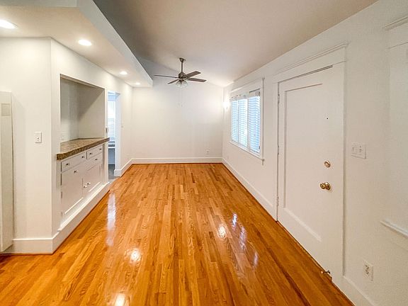 5th image of 420 Palisades Ave APT C